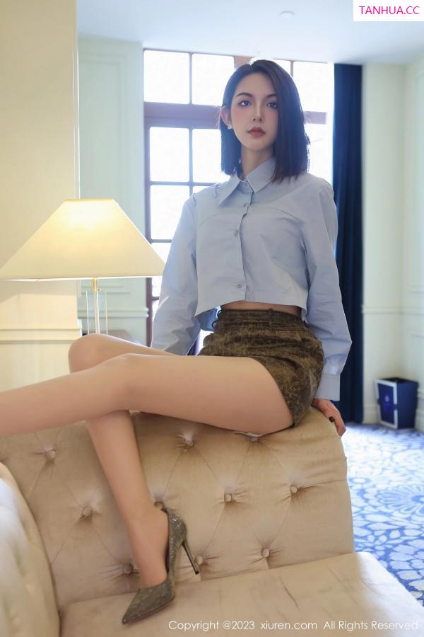   [XiuRen]高清写真图 2023.04.28 No.6661 乔一一 短裙美腿第17张图片